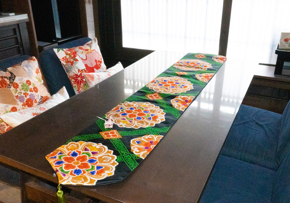 Table runner (L)- Black×Green