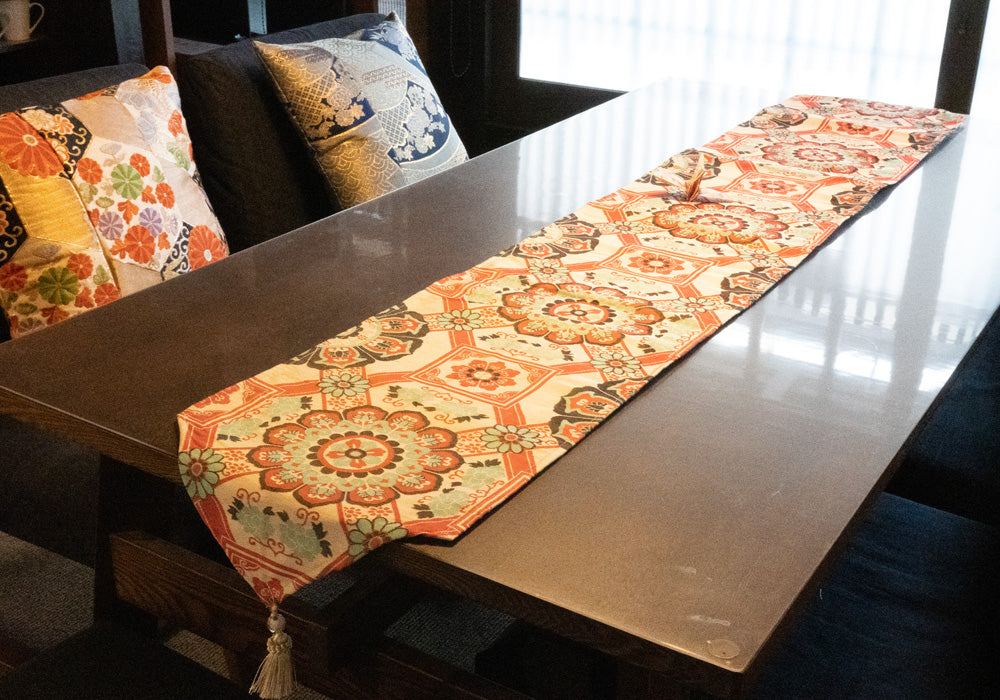 Table runner(L)-Red×Light blue